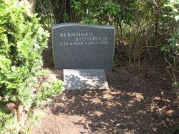 Grab Bernhard Biddrich